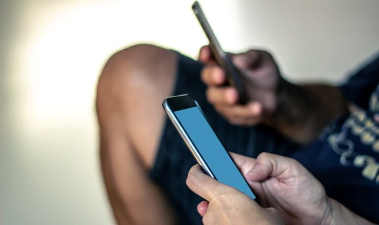 Handysucht: Nach 120 Minuten kippt die Psyche