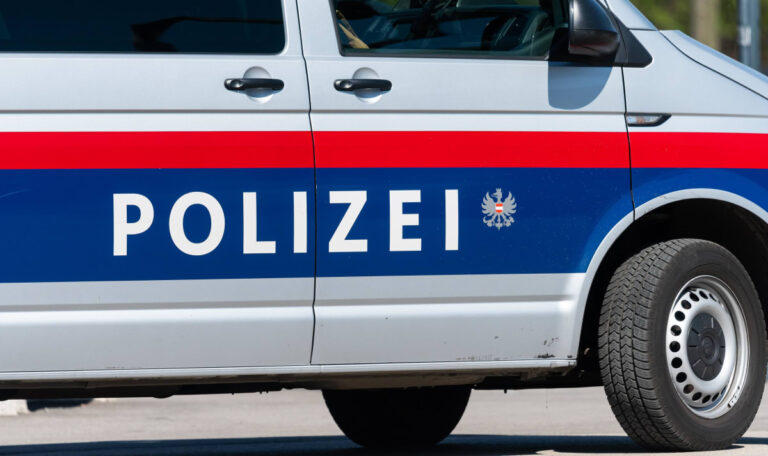 Messer-Attacke am Keplerplatz: Trio jagt 25-Jährigen