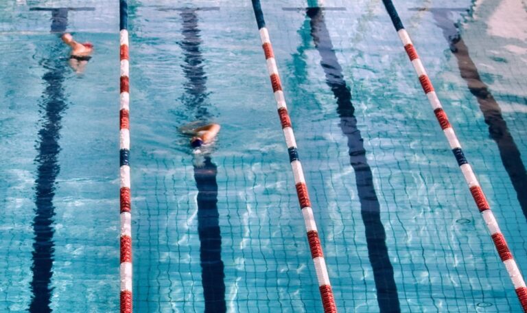 Simmerings neue Schwimmhalle öffnet seine Pforten