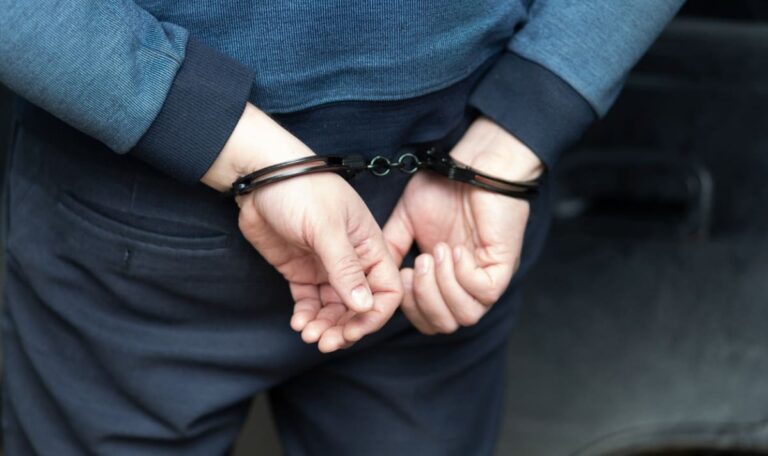 Schock nach Gassigehen: Ex-Partner lauert betrunken im Schlafzimmer