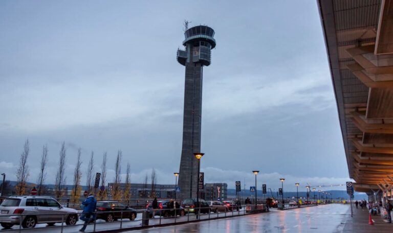 Chaos am Flughafen Oslo: Pilot entdeckt Drohnen im Landeanflug