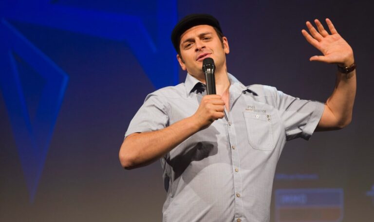 Nach 30 Jahren: Comedian Kaya Yanar verrät wahren Grund für Rückzug