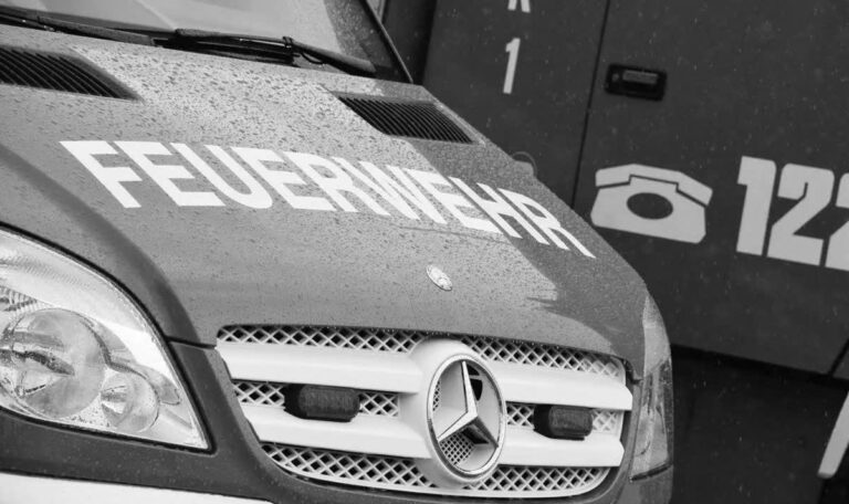 Flammentod im Schlafzimmer: 83-Jährige stirbt neben Ehemann