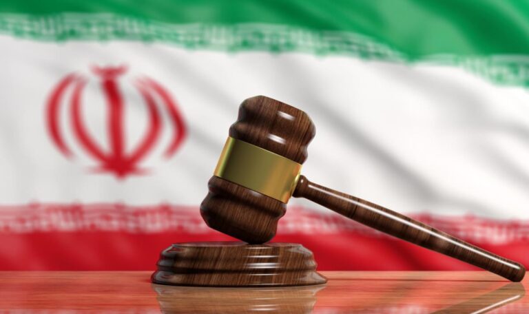 Schock in Iran: Vergewaltiger wird gehängt – öffentliche Hinrichtung