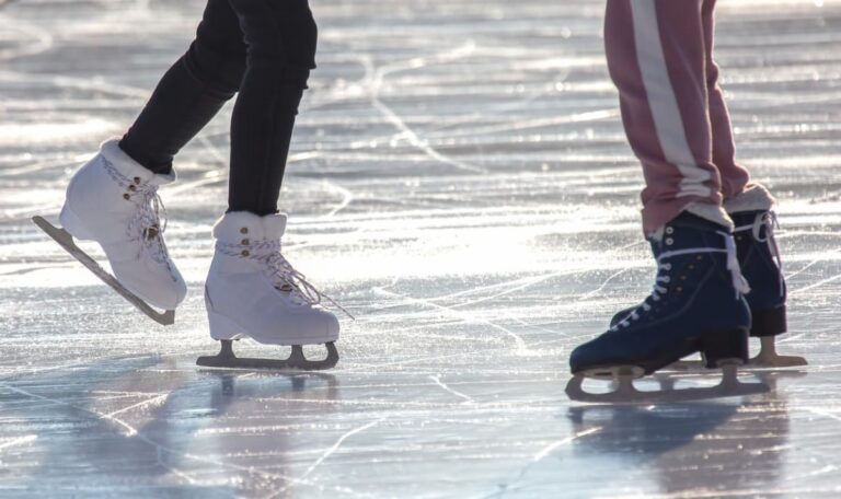 Schlittschuh-Fieber: Diese Eisflächen locken jetzt Winterfans