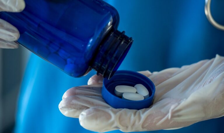 Vergessenes Antibiotikum bringt resistente Erreger zum Zittern