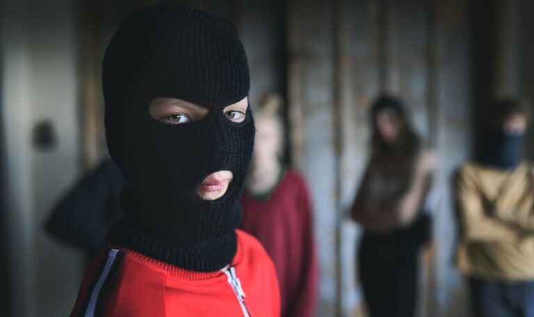 Europol alarmiert: So rekrutieren Kriminelle Kinder für Auftragsmorde