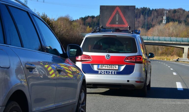 Skurril auf der A4: Mit bosnischem Fake-Führerschein und Drogen erwischt!