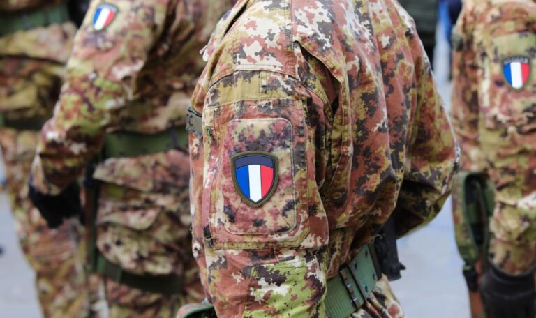 Europa rüstet auf: Frankreich startet mit 50.000 Freiwilligen-Offensive auf
