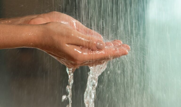 Warmwasser-Schock: Diese 5 Tricks entlasten deine Geldbörse