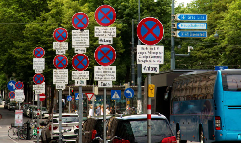 Schluss mit Parkplatz-Frust: Weiterer Wiener Bezirk bekommt Anrainerparken