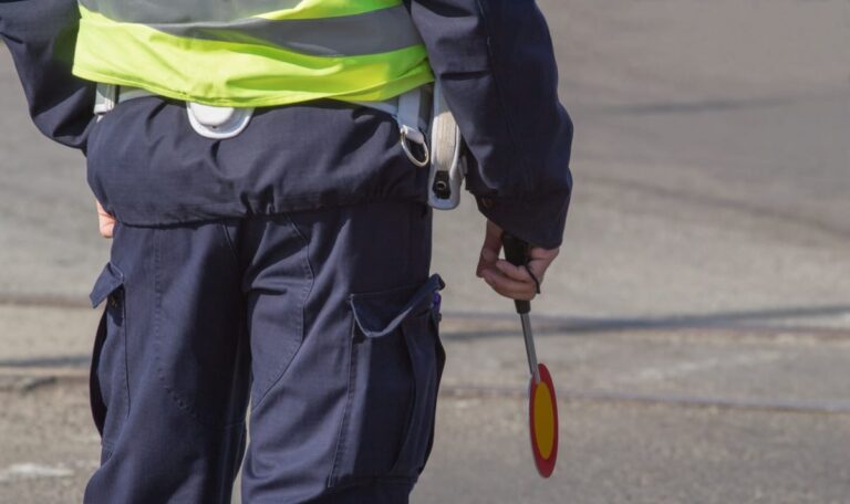 Zollkontrolle in Tirol: Serbe versteckte 1,6 Kilo Cannabis im Auto