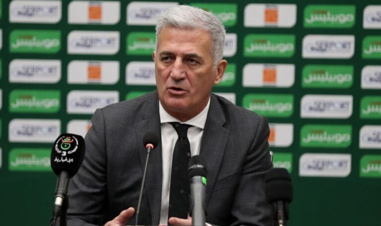 Vladimir Petkovic und Algeriens Star Riyad Mahrez freuen sich auf WM