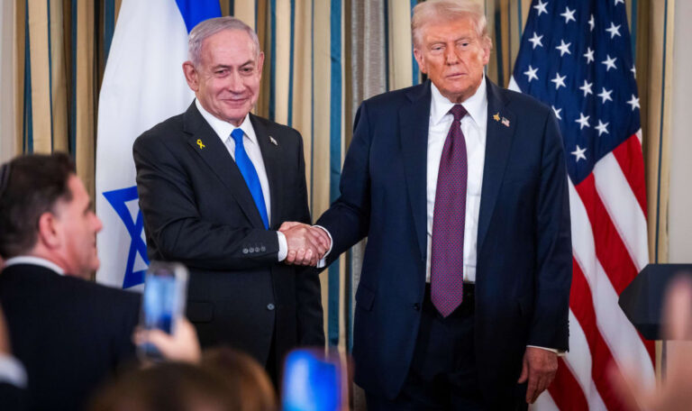 Nach Treffen mit Netanjahu: Trump droht Iran und Hamas