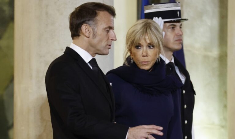 Dreckige Schlampen rausschmeißen“: Brigitte Macron löst Feministinnen-Eklat aus