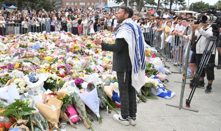 Ermittler sprechen von IS-Einfluss nach tödlichem Angriff in Sydney