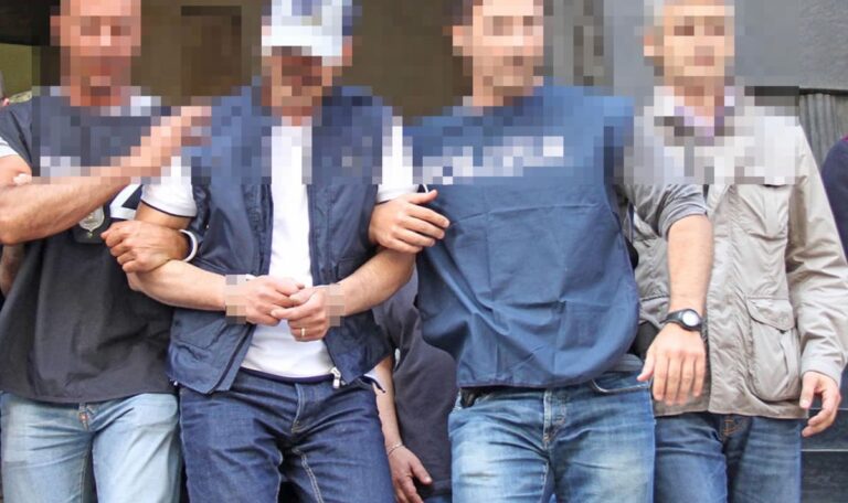 Versteck verraten: Italiens Top-Mafioso nach zwei Jahren Flucht geschnappt