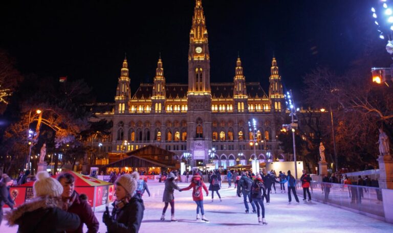 Wiener Eistraum: Einer der schönsten Eislaufplätze der Welt im Weltranking!