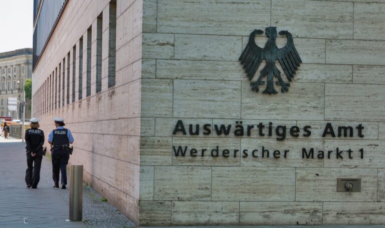 Putins Schattenkrieg: Berlin bestellt Botschafter nach Cyberangriff ein