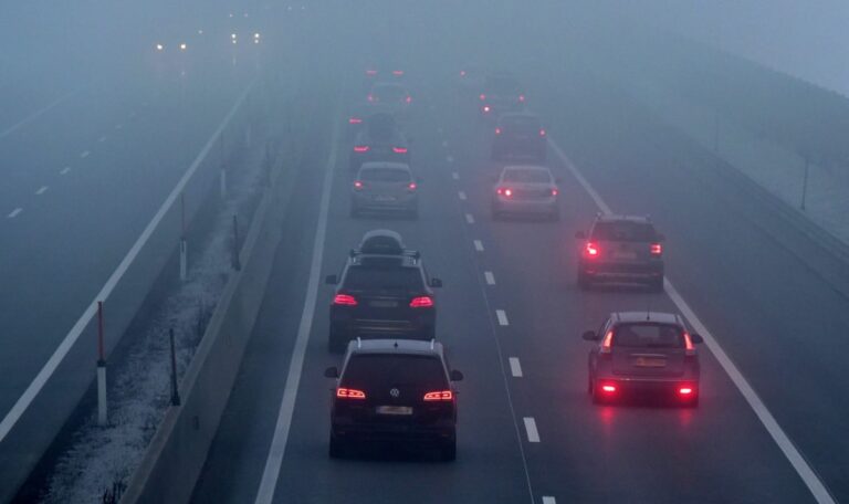 Nebel-Chaos und lange Wartezeiten bei Einreise in Bosnien: Sicht gleich Null