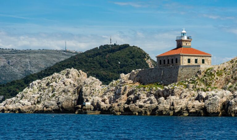 Traum auf dem Meer: Historischer Leuchtturm bei Dubrovnik wird Luxus-Villa