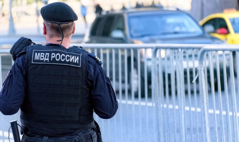 Tödliche Falle in Moskau: Polizisten bei Routinekontrolle in die Luft gesprengt