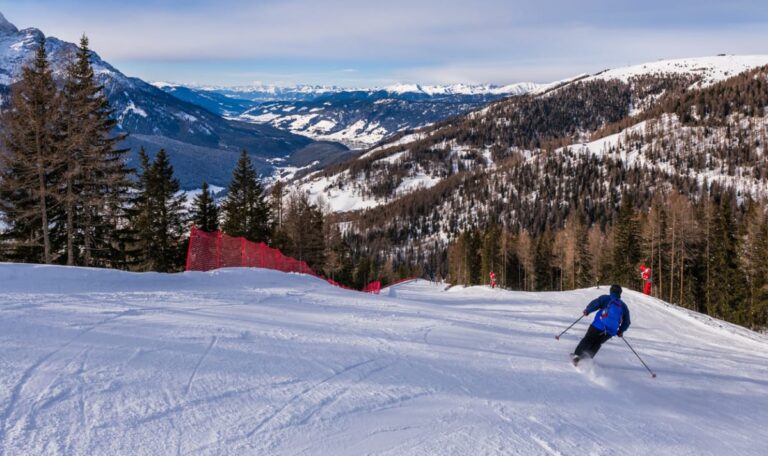 Skifahren ohne Kosten: Dieser Skiberg ist für alle gratis!