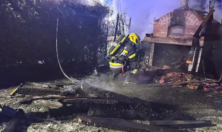 Glutnester-Alarm: Pizza-Ofen verwandelt Leobener Garten in Flammenmeer