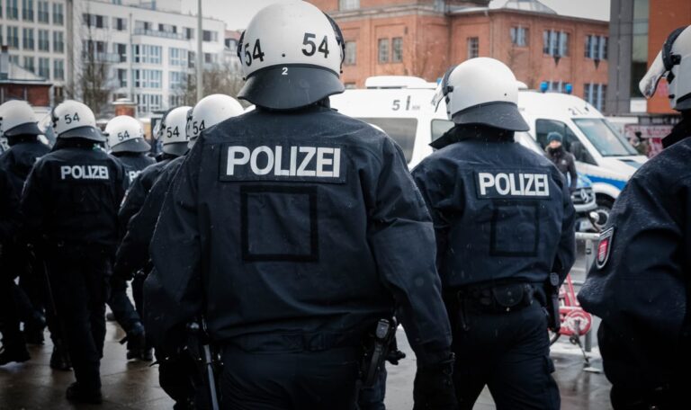 Rocker-Milieu im Visier? Mann nach Schießerei schwer verletzt
