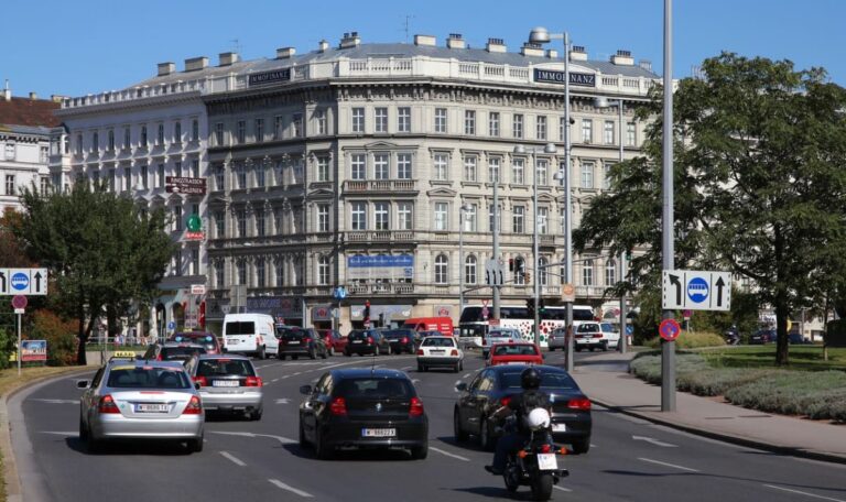 Härtere Regeln im Straßenverkehr: Diese Neuerungen plant Österreich ab 2026!