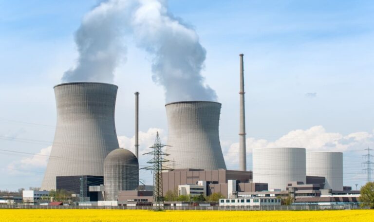 Atom-Comeback nach Fukushima-Schock: Japan erweckt nuklearen Riesen