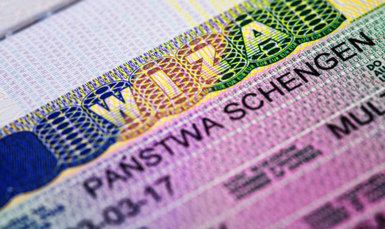 Urlaubsfalle Ausweis-Pfand: Diese Rechte schützen Sie