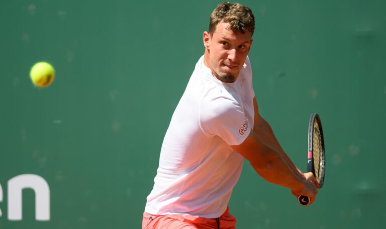 Nach Brisbane-Debakel: Tennis-Star Misolic kämpft sich zum Auftaktsieg