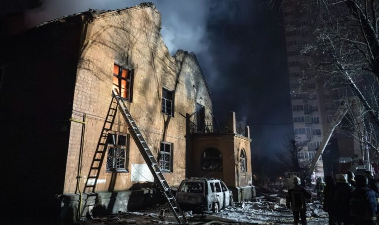 Kreml-Rache mit „Oreschnik“: Nächtlicher Hyperschall-Terror trifft Ukraine (VIDEO)