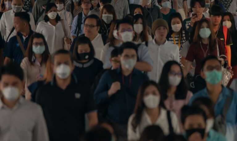 Kein Impfstoff, 50% Todesrate: Nipah-Virus versetzt ganz Asien in Panik