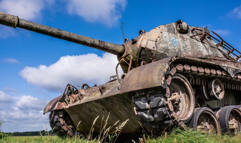 Kurioser Online-Kauf: Goldschatz im Panzer – Brite verliert Millionen durch eigenen Anruf