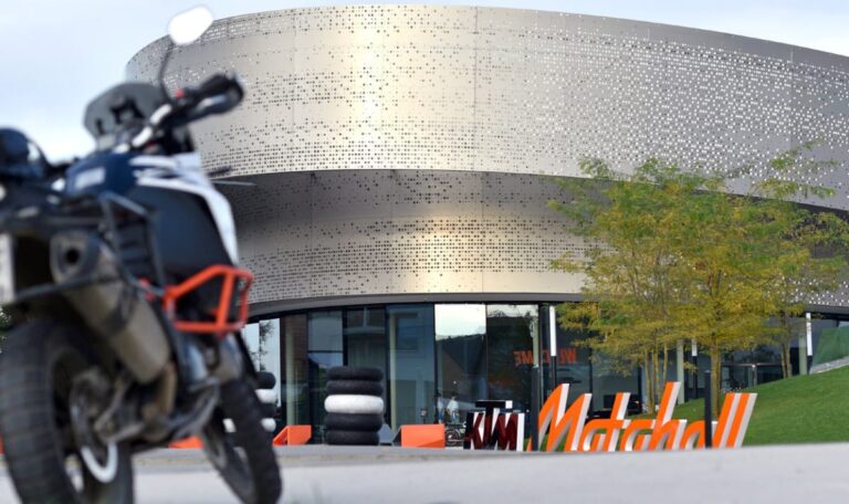 KTM-Schock: 500 Jobs fallen Rotstift zum Opfer