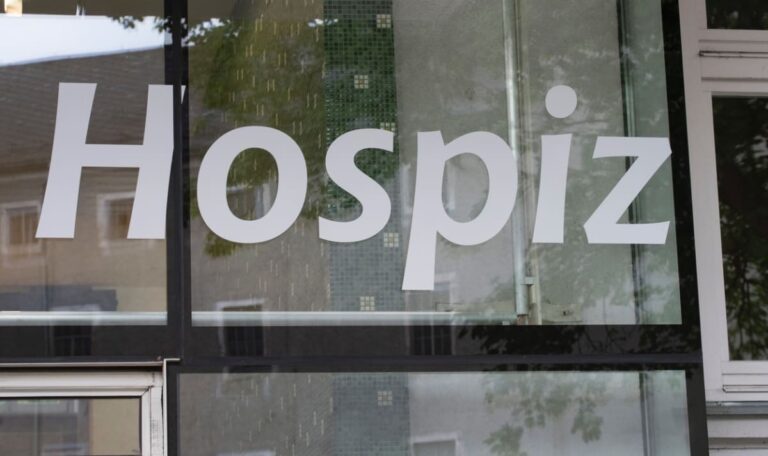 Keine Patienten aus NÖ“ – Witwe enthüllt Hospiz-Skandal