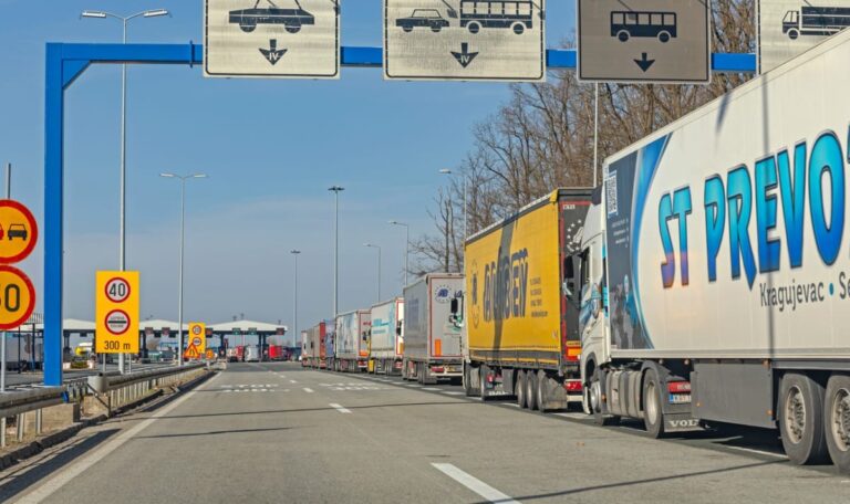 Österreichs Wirtschaft steht Serbien bei: Hoffnung für Lkw-Fahrer in der EU