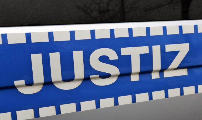Vollrausch im Nachtdienst: Justizwache-Beamter suspendiert