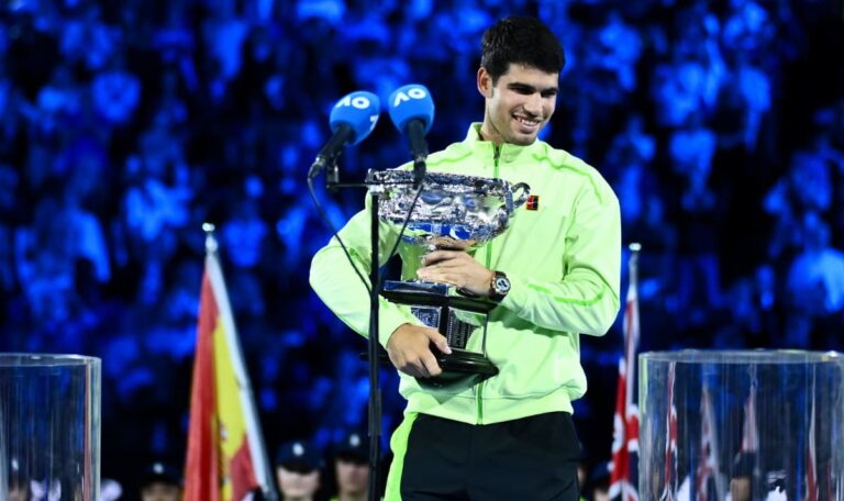 Nach 3-Stunden-Schlacht: Alcaraz entreißt Djokovic den Australian-Open-Thron