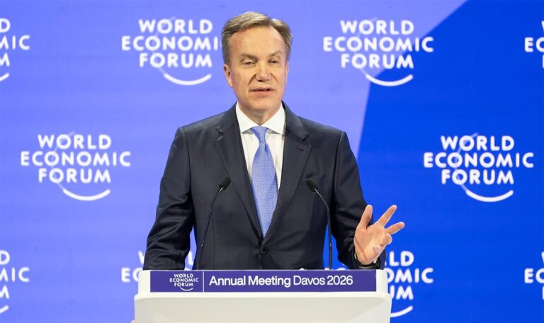 Epstein-Files fordern nächstes Opfer: Chef des WEF tritt zurück