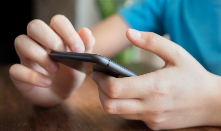 KI-Sex-Bilder erstellt: Erstmals Schüler in Österreich suspendiert
