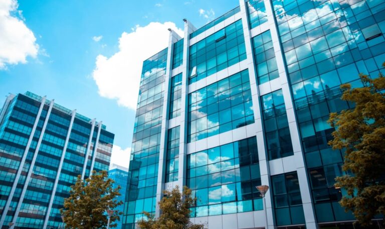 Heftiger Preissprung am Immobilienmarkt in Serbien: Wohnen wird zum Luxus!