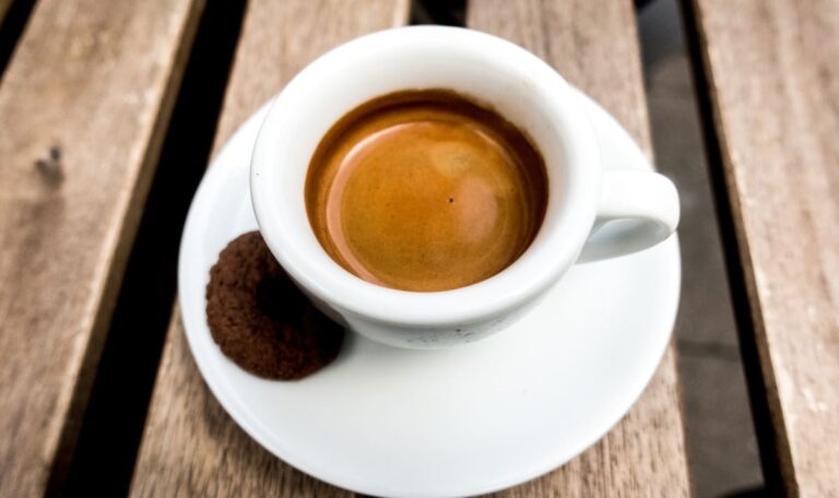 Espresso-Schutzschild für unser Gehirn? Forscher machen Hoffnung