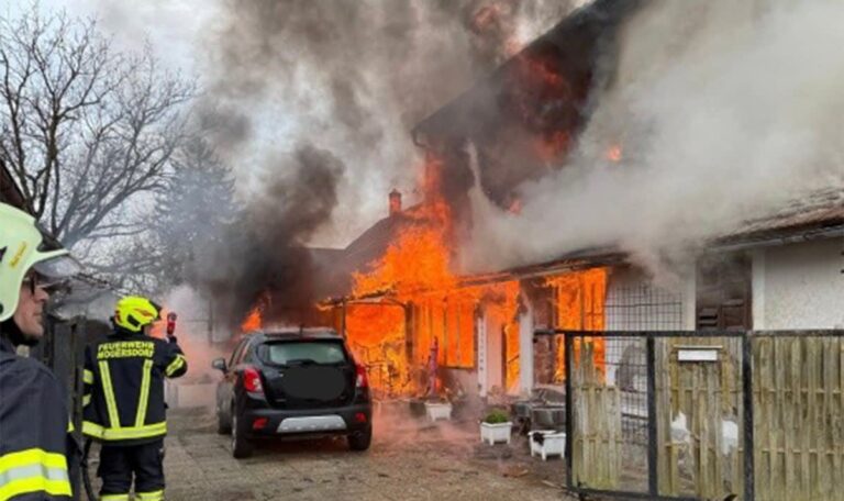 Fataler Brand: Gedenkkerze kostet 85-Jährigen das Leben