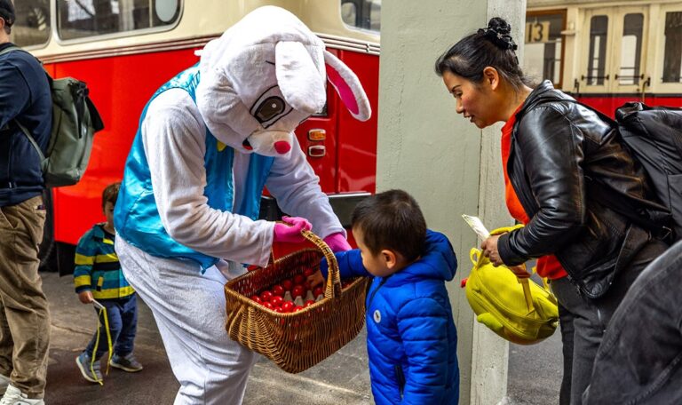 Wiener Linien laden zum Osterfest in die Remise