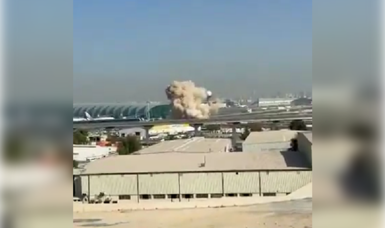 Drohne schlägt auf Dubai-Airport ein – Zug knapp verfehlt (VIDEO)