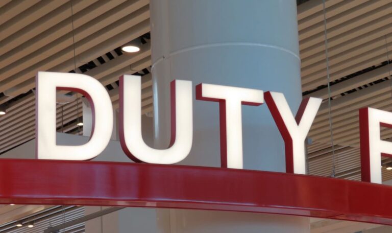 Duty-Free-Falle: Warum Flughafen-Shopping oft teurer ist
