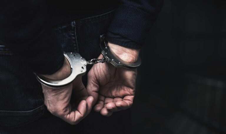 Bankräuber nach Fahndung mit Belohnung geschnappt